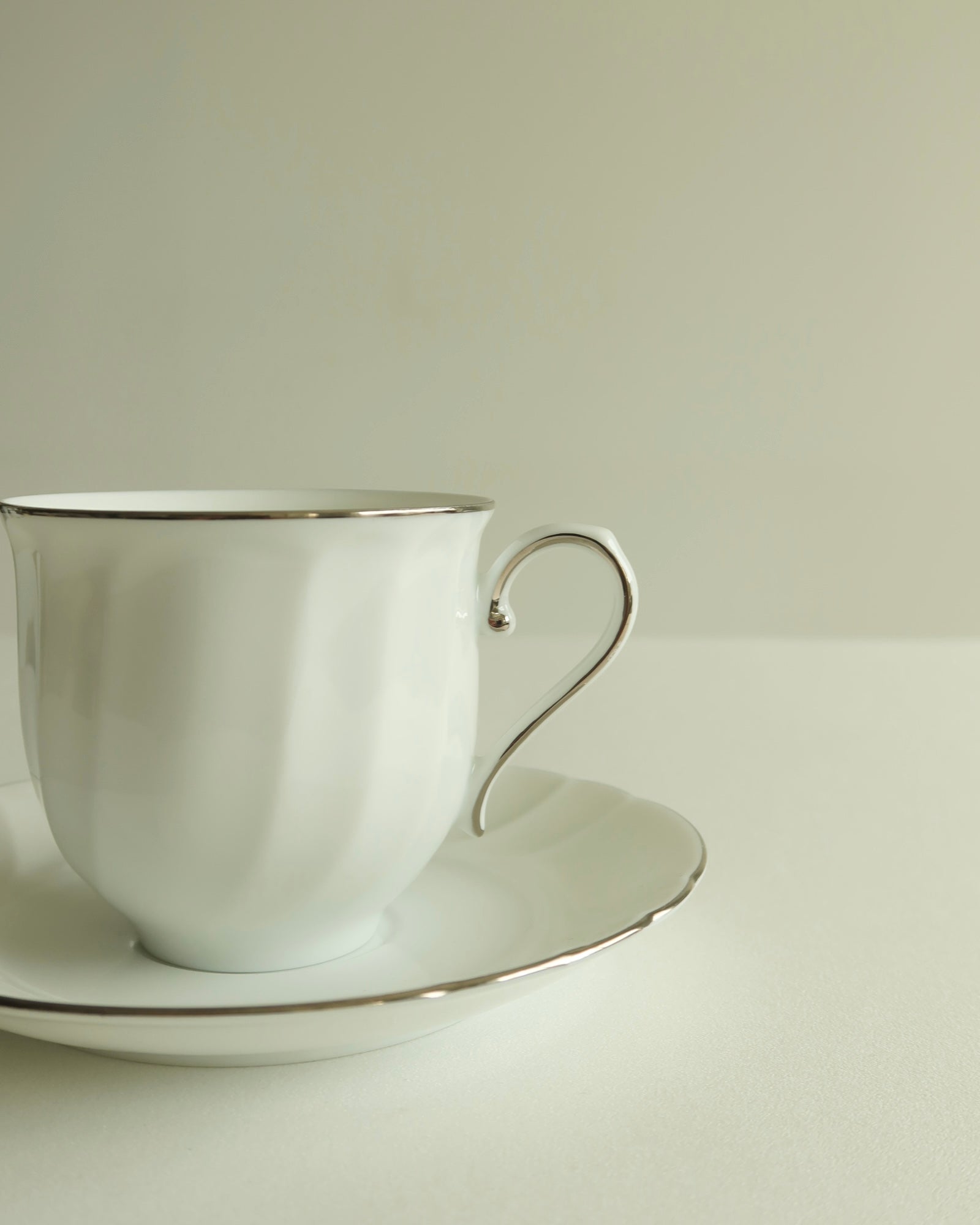 Platinum Rim Teacups & Saucers Set