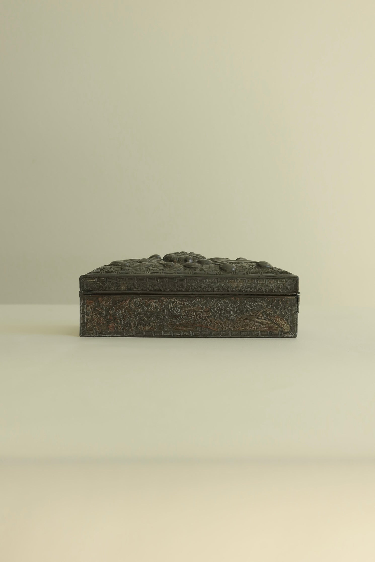 Chrysanthemum Keepsake Box - Large