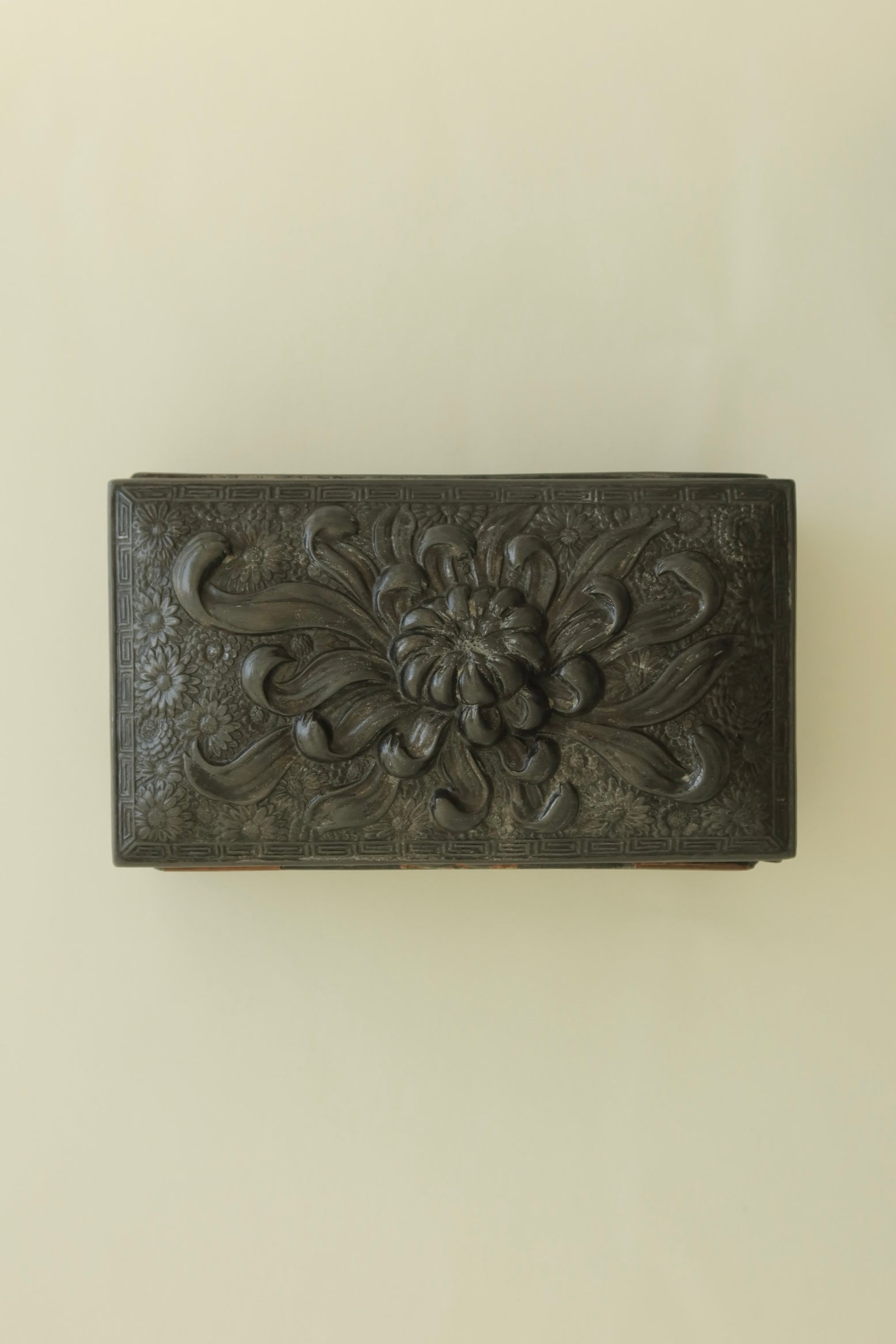 Chrysanthemum Keepsake Box - Large