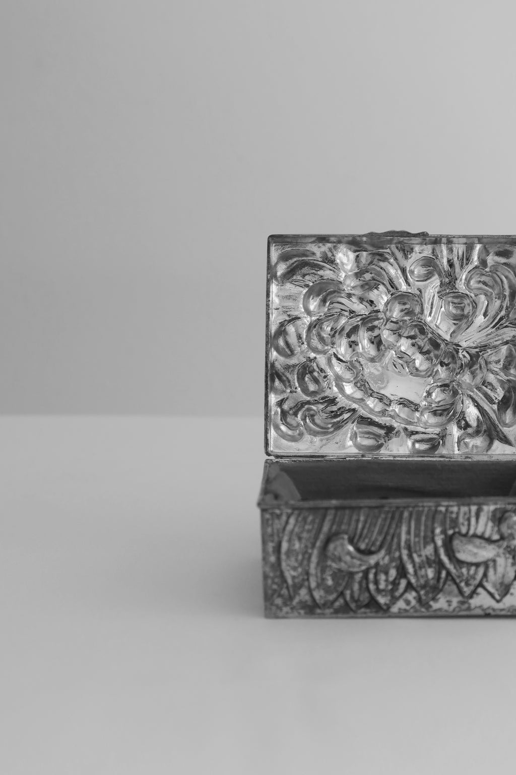 Chrysanthemum Keepsake Box - Small