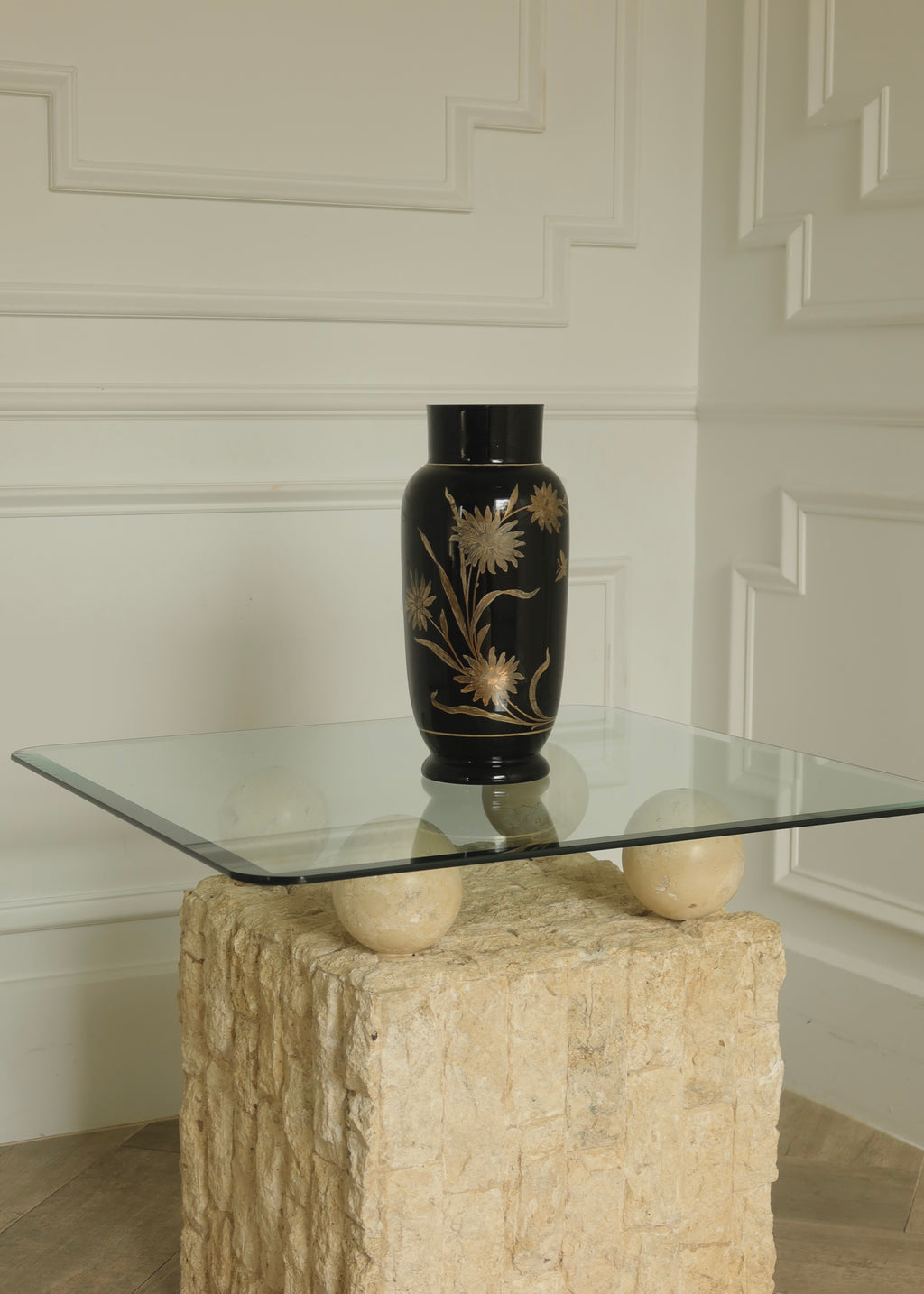 Chrysanthemum vase