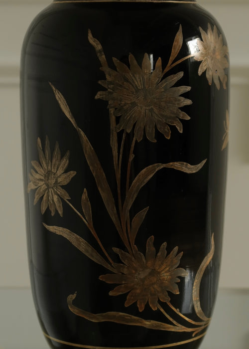 Chrysanthemum vase