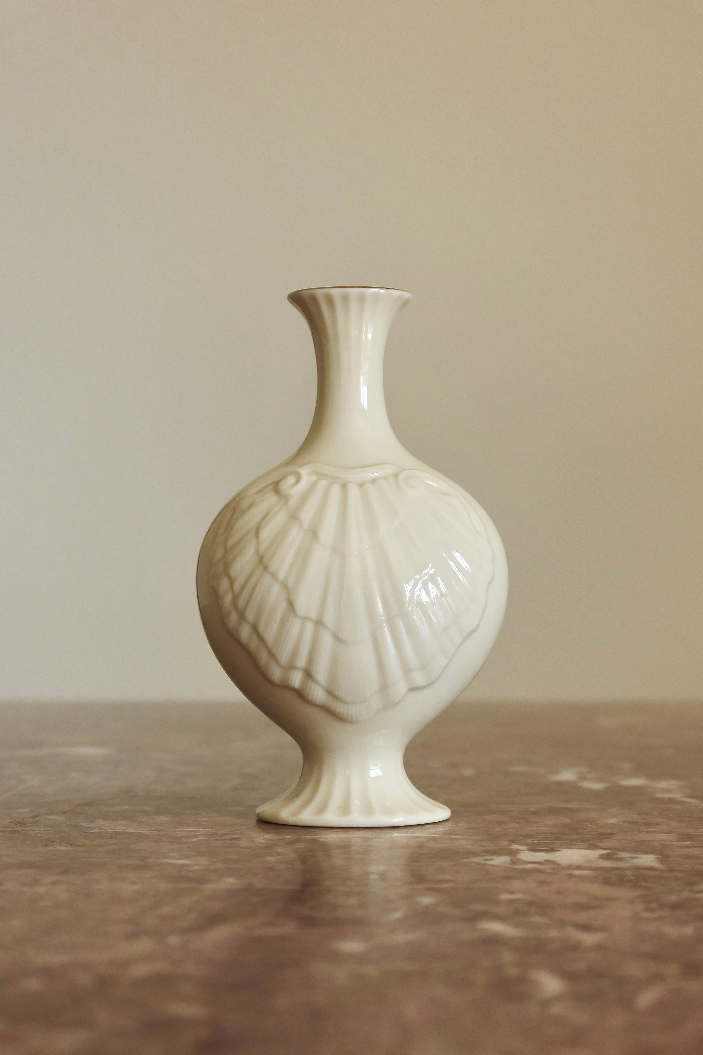 Scallop Ceramic Vase