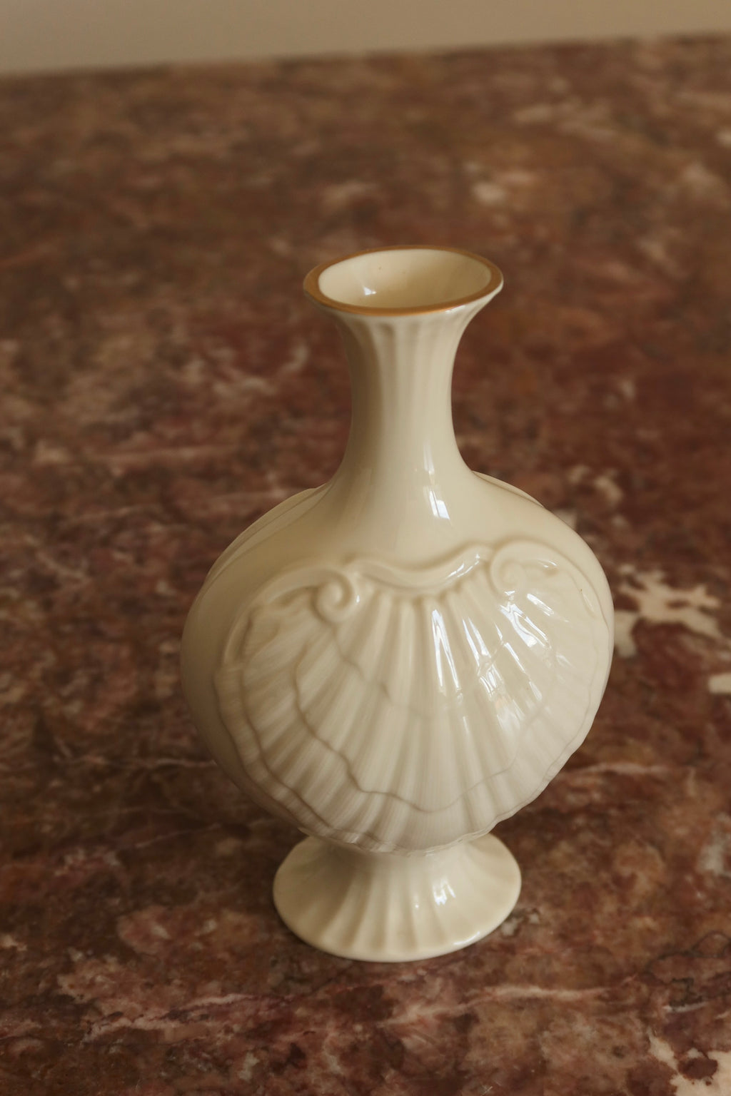 Scallop Ceramic Vase