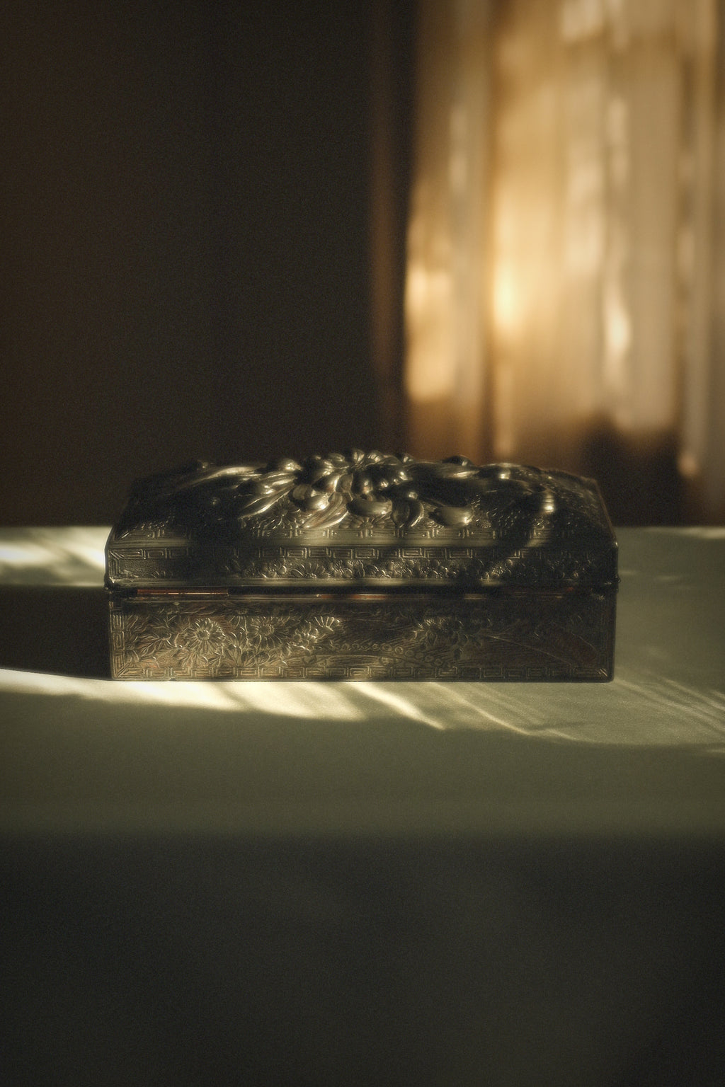 Chrysanthemum Keepsake Box - Large