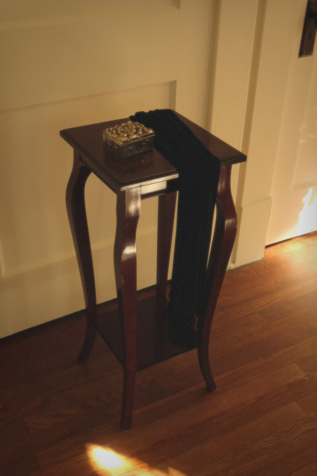 Chrysanthemum Keepsake Box - Small